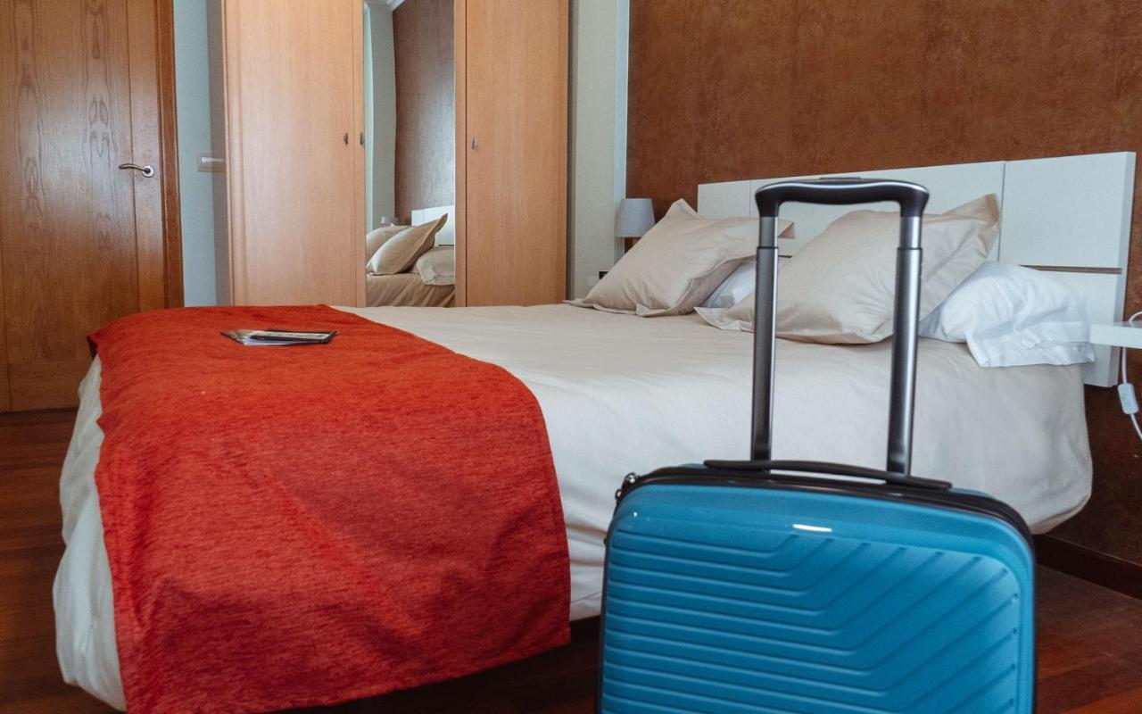 A Casa Antiga Do Monte Apartamentos Turisticos - Pontecesures 帕德隆 外观 照片
