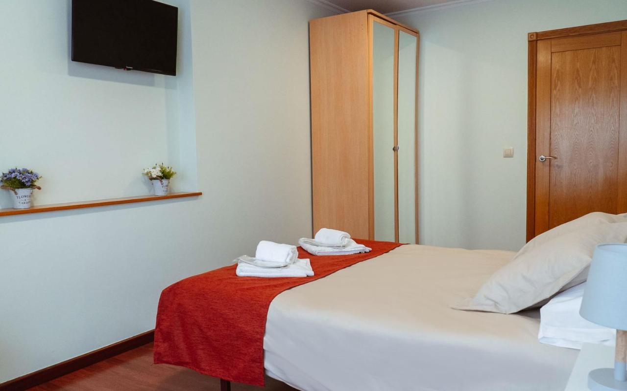 A Casa Antiga Do Monte Apartamentos Turisticos - Pontecesures 帕德隆 外观 照片