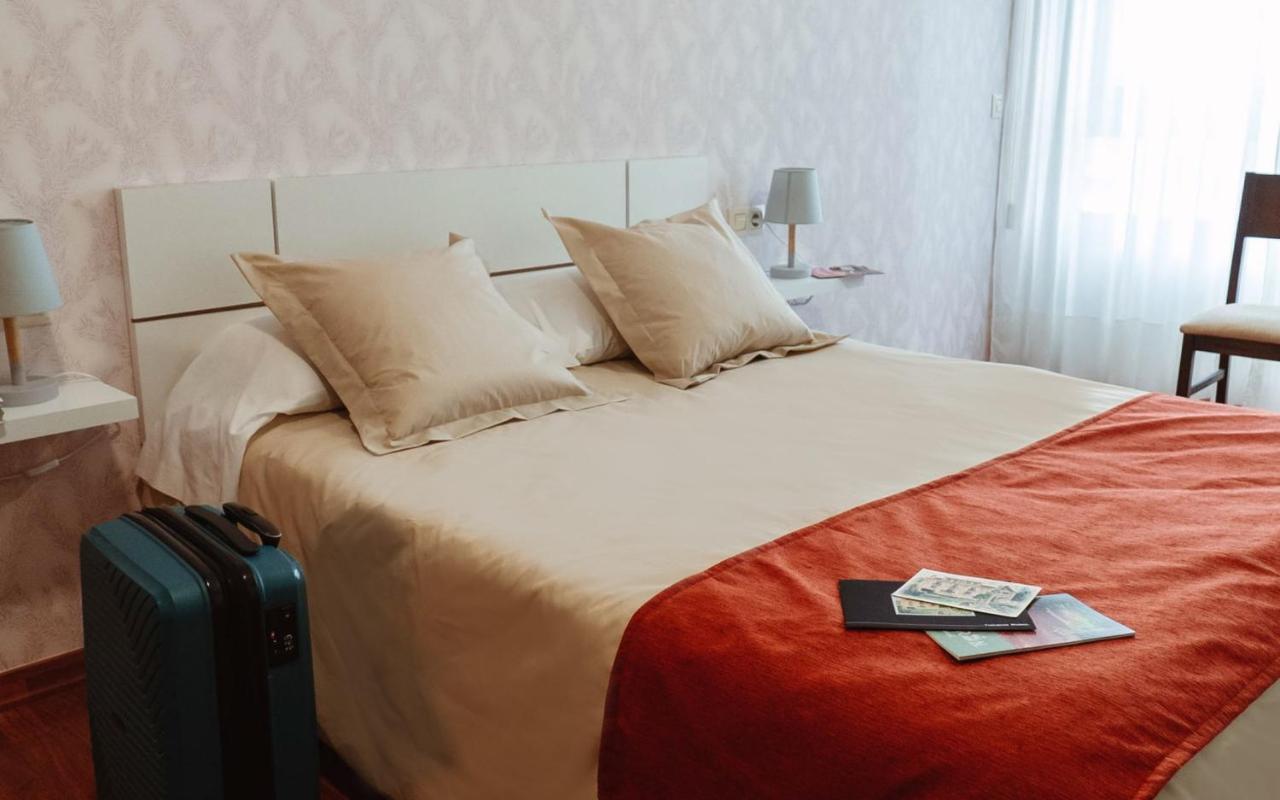A Casa Antiga Do Monte Apartamentos Turisticos - Pontecesures 帕德隆 外观 照片