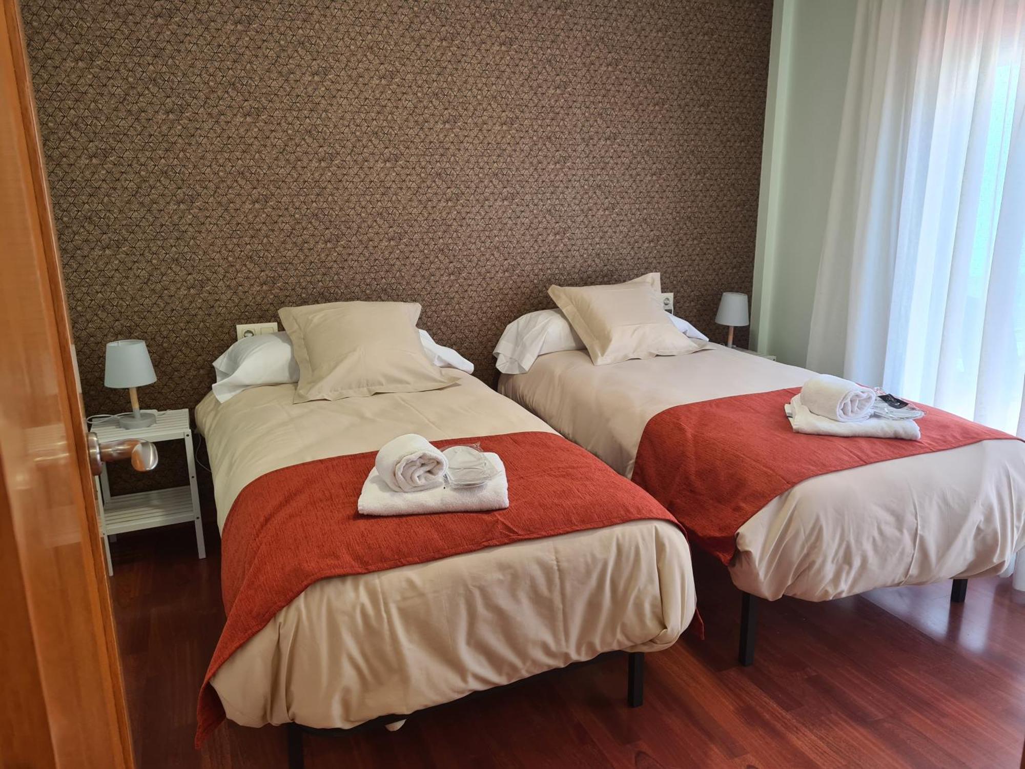 A Casa Antiga Do Monte Apartamentos Turisticos - Pontecesures 帕德隆 外观 照片